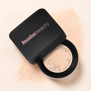 Huda Beauty Easy Bake Loose Baking & Setting Powder